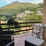 بيت ضيافة La Vigna Serramezzana